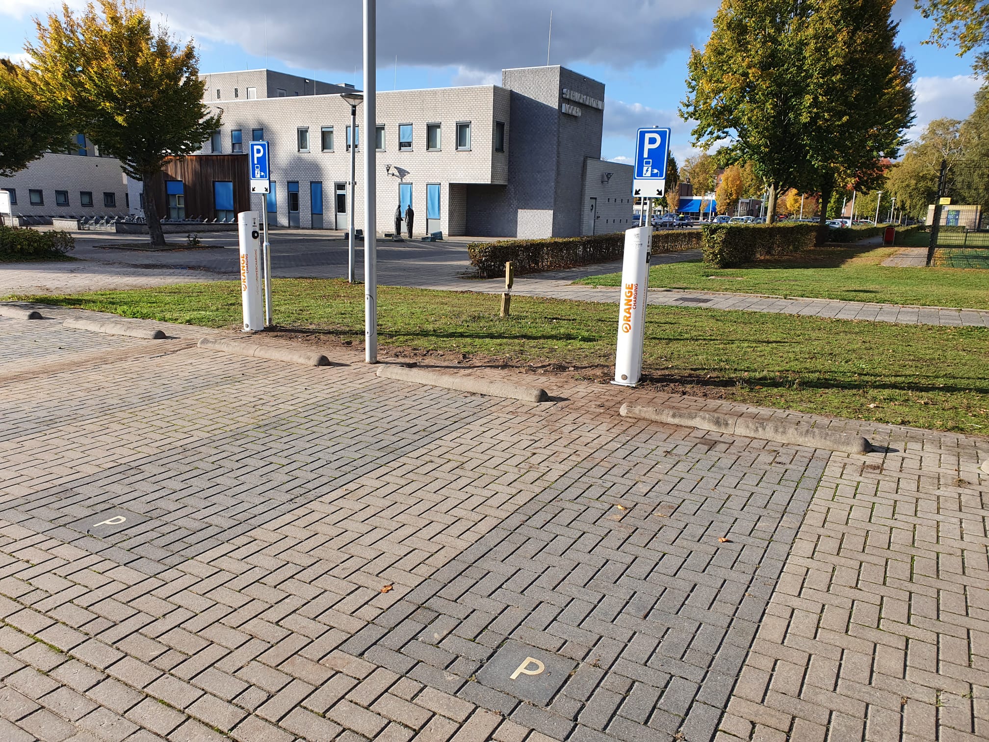 Brandweer Twente laadpalen